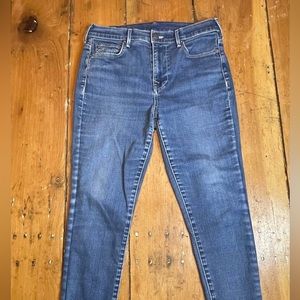 True Religion Halle Mid Rise Super Skinny. (Size 28.)